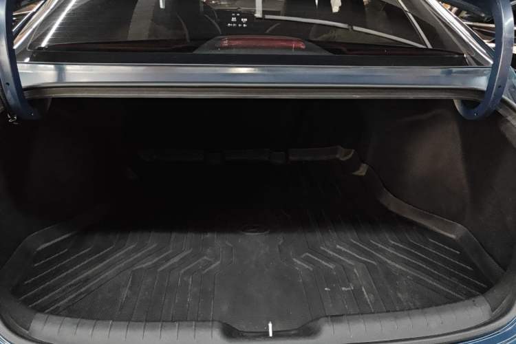 Used Hyundai Elantra 2023 1.5L CVT GLX Elite Edition Trunk