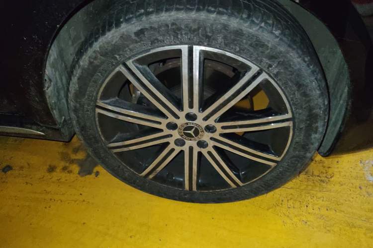 Used Mercedes-Benz V-Class 2021 V 260 L Long-wheelbase Luxury Edition