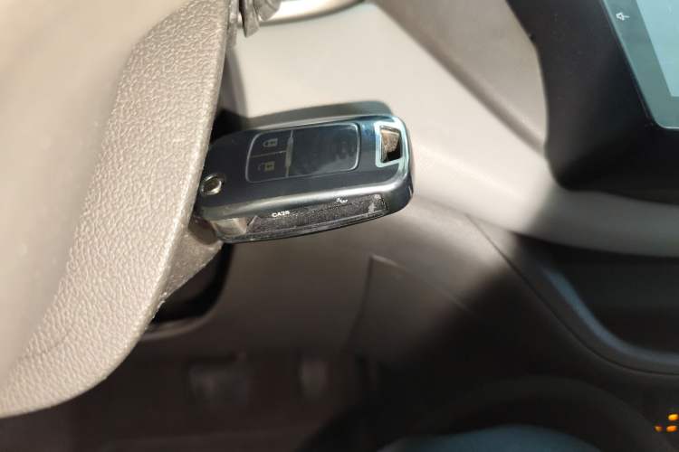 Used Chevrolet Lova RV 2016 1.5L Automatic Comfort Edition
