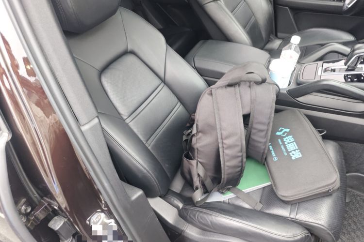 Used Porsche Cayenne 2018 Cayenne 3.0T Right Front Seat