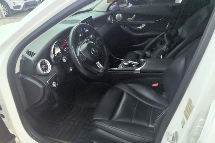 Used Mercedes-Benz C-Class 2015 C 200 station wagon