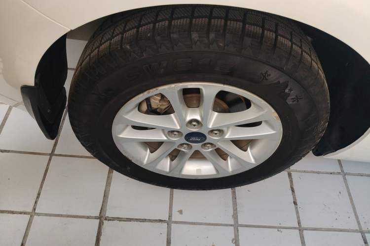 Used Ford Escort 2019 Revised 1.5L Automatic ZhiXiang Version China VI Standard
