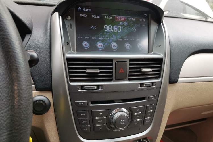 Used Buick Excelle 2013 1.5L Manual Classic Model
