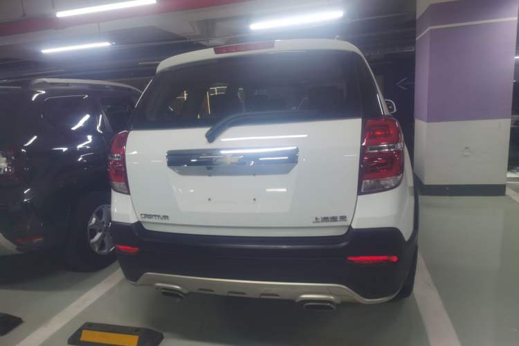 Used Chevrolet Captiva 2015 2.4L Two-Wheel Drive Urban Version 5 Seats Rear