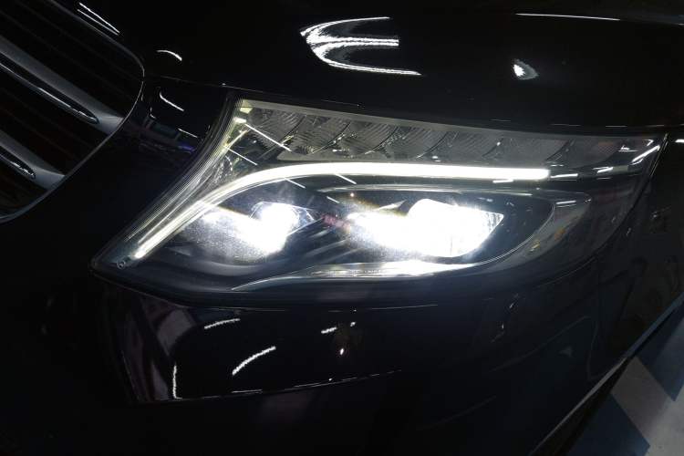 Used Mercedes-Benz V-Class 2018 V 260 L Prestige Extended Version China VI
