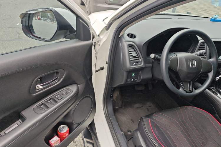 Used Honda Vezel 2020 1.5L CVT Elite Edition
