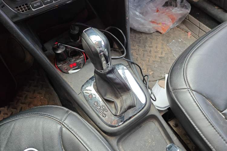 Used Volkswagen Polo 2013 1.6L Automatic Luxury Edition
