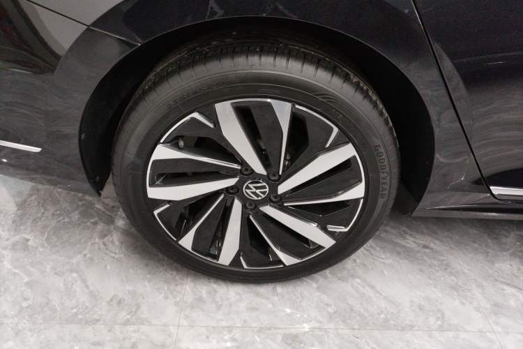 Used Volkswagen Passat 2022 330TSI Starry Luxury Edition