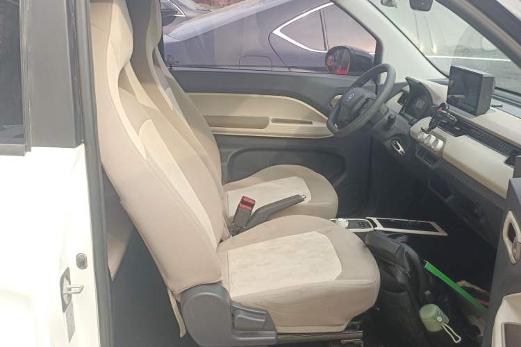 Used Chery QQ Ice Cream 2024 170km Milkshake
