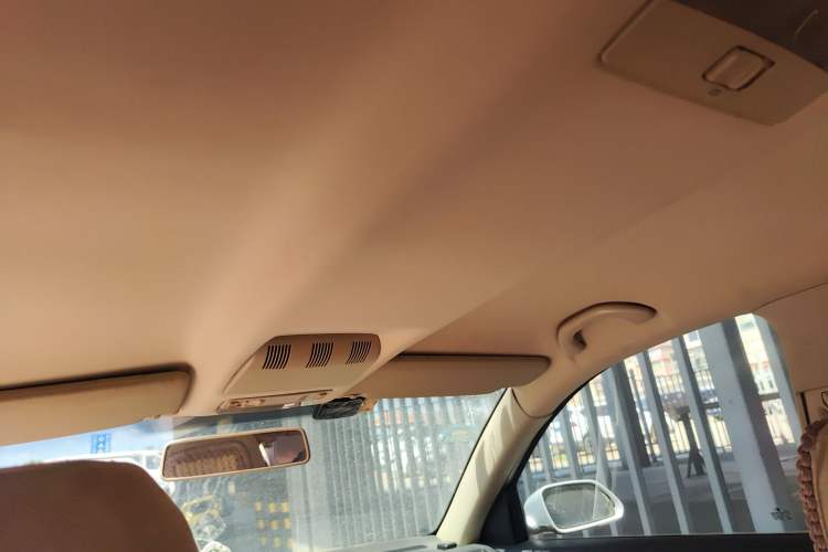 Used Skoda Octavia 2009 1.6L Manual Eado Edition Headliner