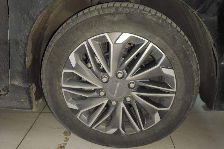 Used SAIC MAXUS G20 2021 PLUS 2.0T Gasoline Automatic Luxury Edition