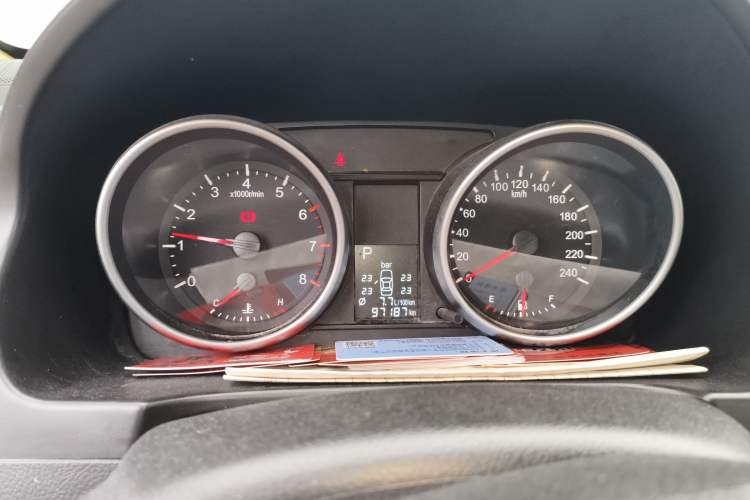 Used Haval H6 2012 2.4L Automatic Two-Wheel Drive Elite Version