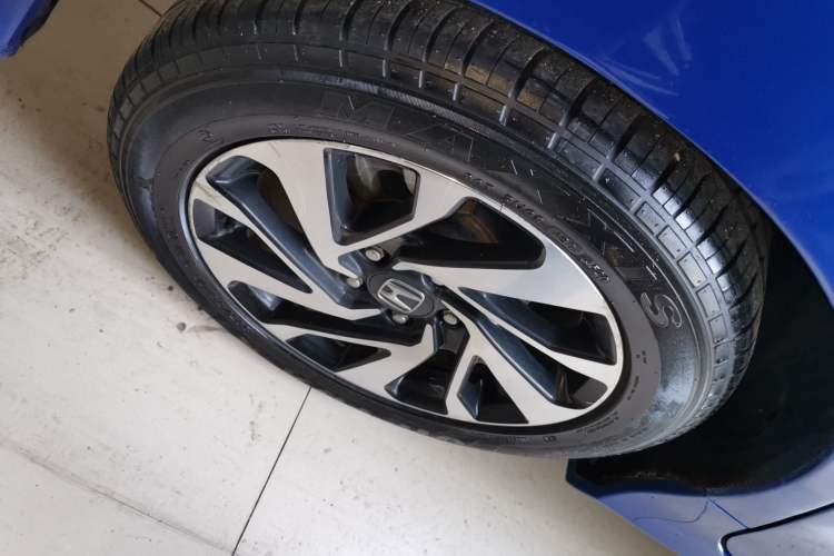 Used Honda Civic 2016 220TURBO CVT Luxury Edition
