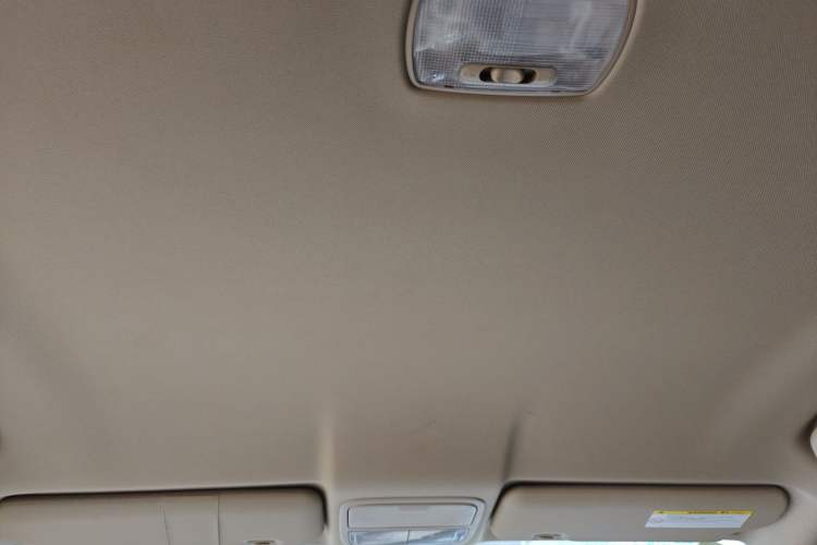 Used Honda CR-V 2010 2.0L automatic two-wheel drive urban version
