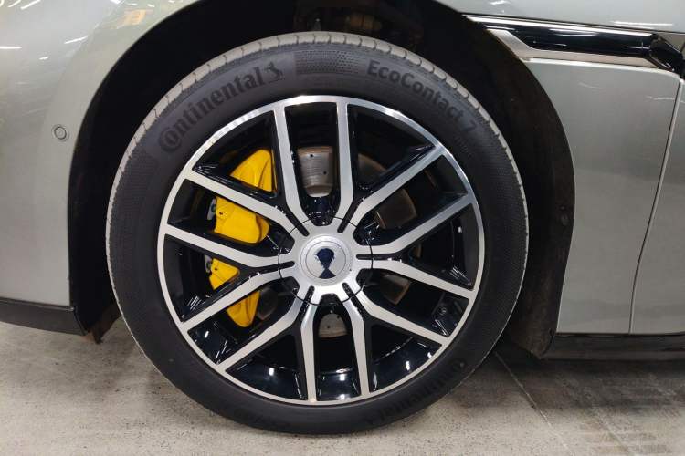 Used Denza Z9GT 2024 1100 Four-Wheel Drive Max Edition
