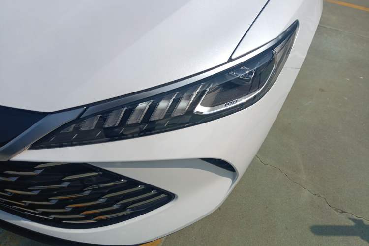 Used BYD Qin PLUS 2025 DM-i Smart Drive 120KM Superior Model
