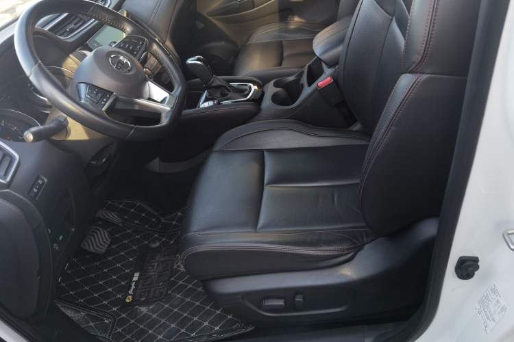 Used Nissan Qashqai 2021 2.0L CVT Luxury Edition Left Front Seat