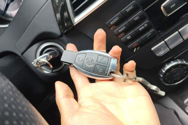 Used Mercedes-Benz C-Class 2013 C 260 CGI Elegant Model Vehicle Key