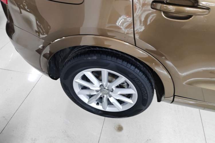 Used Audi Q3 2015 30 TFSI Ambition Edition Right Rear Wheel Hub