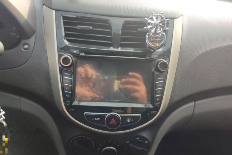 Used Hyundai Verna (older generation) 2014 1.4L Manual Smart GLS Trim
