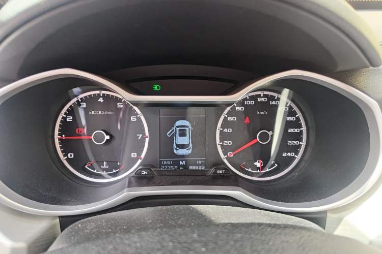 Used Geely Auto Emgrand X7 Sport 2020 1.8TD Manual Two-Wheel Drive Zhiya Model