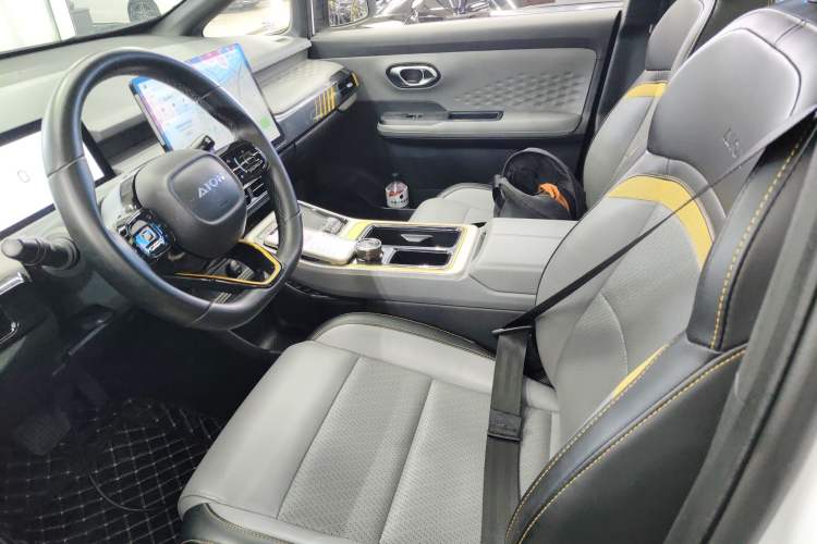 Used AION Y 2022 70 Intelligent Edition Lithium Iron Phosphate