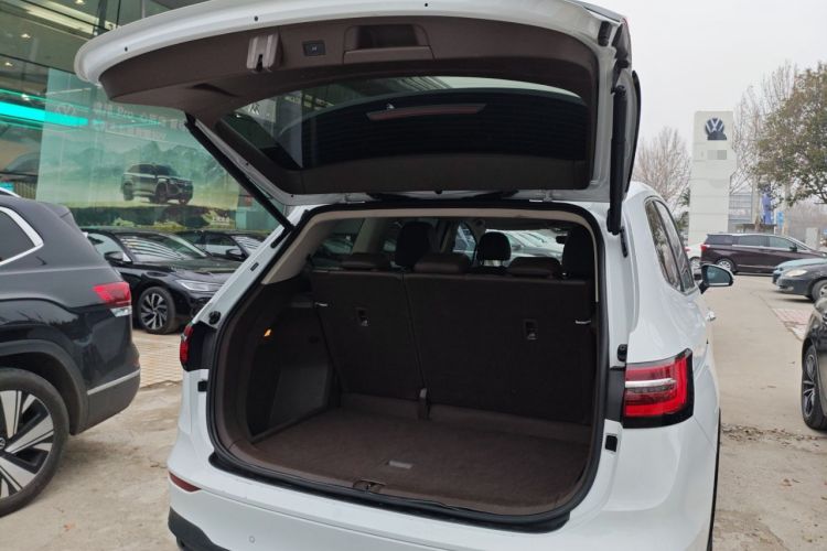 Used Volkswagen Viloran 2024 330TSI Luxury Edition