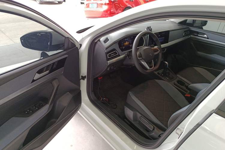 Used Volkswagen Lavida 2023 1.5L Automatic De Yi Edition