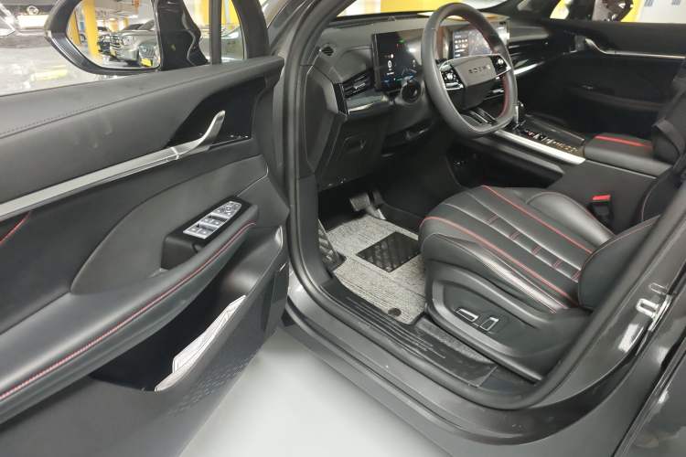 Used Roewe RX5 MAX 2022 2.0T Automatic Youwei Supreme Edition