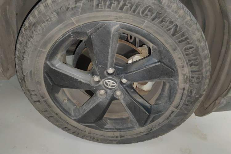 Used Toyota RAV4 2020 Dual-Engine 2.5L E-CVT 4x4 Elite PLUS Edition