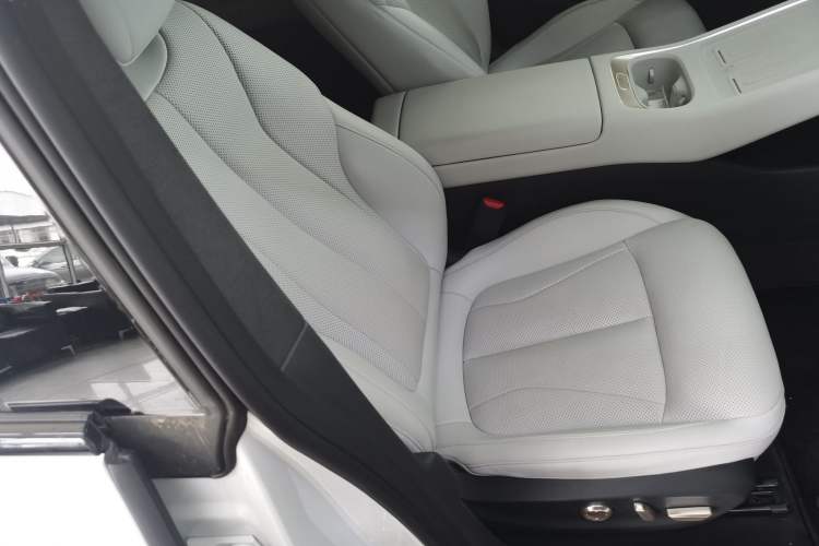 Used XPeng P7+ 2024 Long-Range Max Right Front Seat