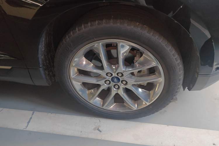 Used Ford Edge 2018 EcoBoost 245 Four-Wheel Drive Titanium 7-Seater