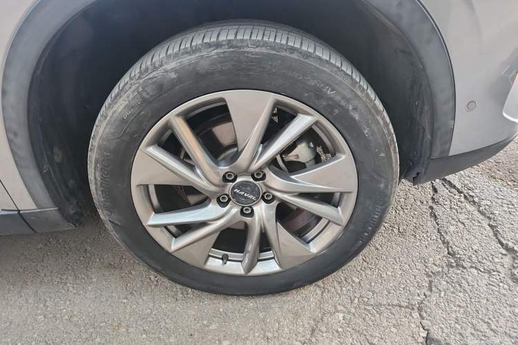 Used Haval H6 2021 3rd Generation 1.5T Automatic Two-Wheel-Drive Supreme Right Front Wheel Hub