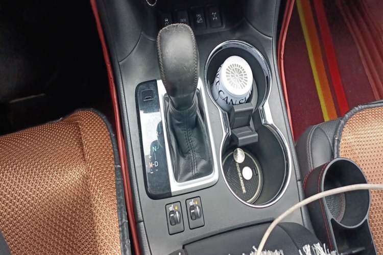 Used Toyota Highlander 2018 2.0T Four-Wheel Drive Luxury Edition 7 Seats China V Emission Standard
