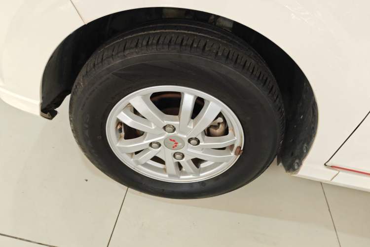 Used Wuling Hongguang 2019 1.5L S Comfort Edition China VI LAR
