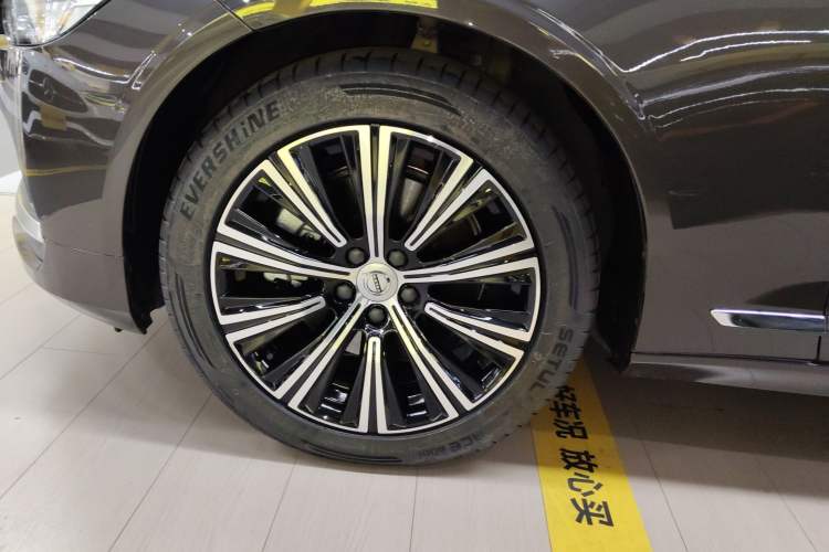 Used Volvo S90 2022 B5 Zhiyi Luxury Edition