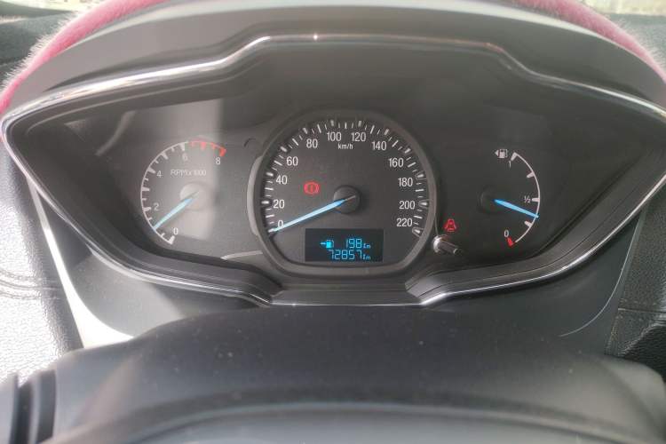 Used Ford Escort 2017 Happy Edition 1.5L Manual Fashion Model