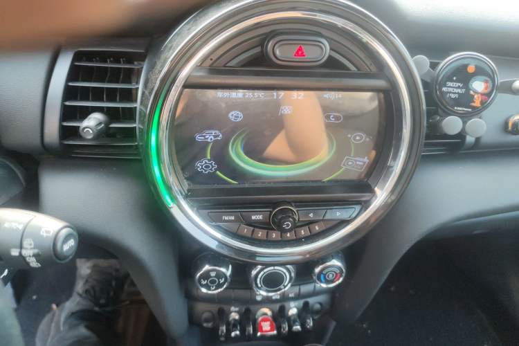 Used MINI 2014 1.2T ONE+
