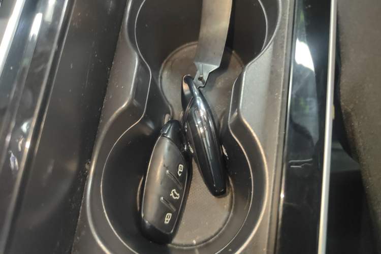 Used Rising ER6 2021 New Dynamic Edition 520km Smart Leading Version
