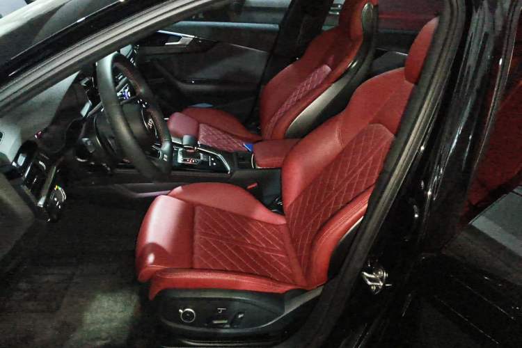 Used Audi S4 2023 S4 3.0TFSI Driver Seat