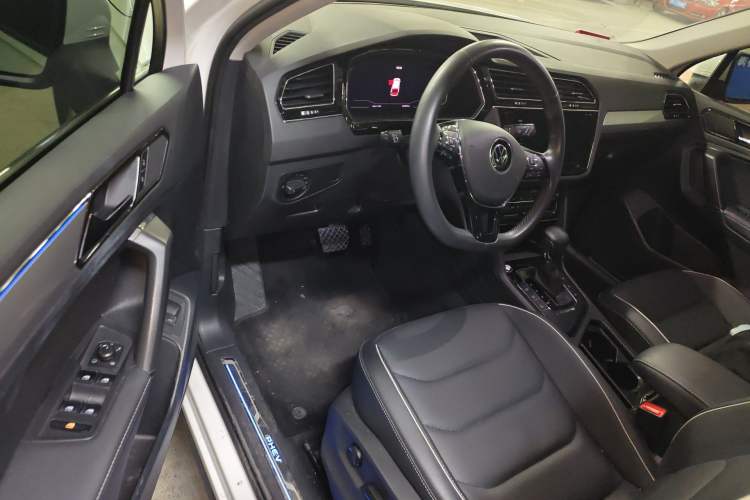 Used Volkswagen Tiguan L New Energy 2021 430 PHEV Plug-in Hybrid Flagship Edition Driver Seat