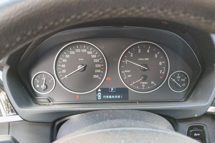 Used BMW 3 Series 2016 320Li Ambition Model
