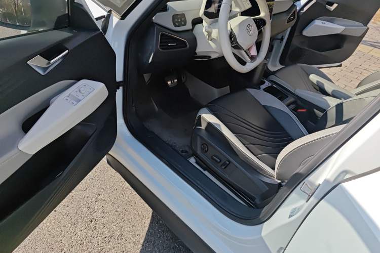 Used Volkswagen ID.3 2022 Pro Smart Edition Driver Seat