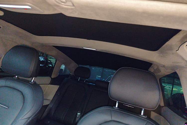 Used Zeekr 007 2024 Rear-Drive Intelligent Driving Version 100 kWh
