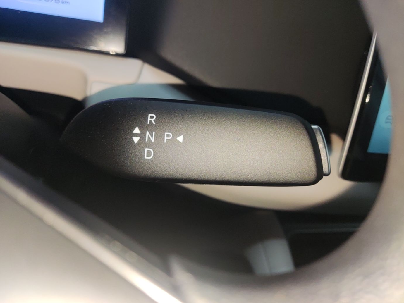 BYD Yuan UP 2025 Model 301KM Leading Version — снимка 16