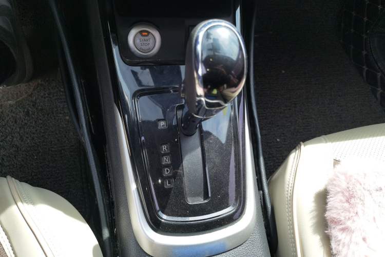 Used Nissan Tiida 2016 1.6L CVT Smart Drive Edition