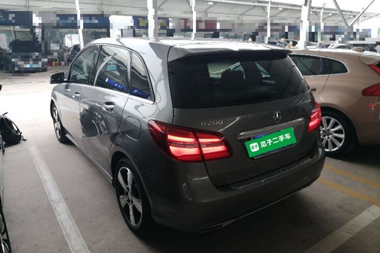 Used Mercedes-Benz B-Class 2017 B 200 Fashion Model
