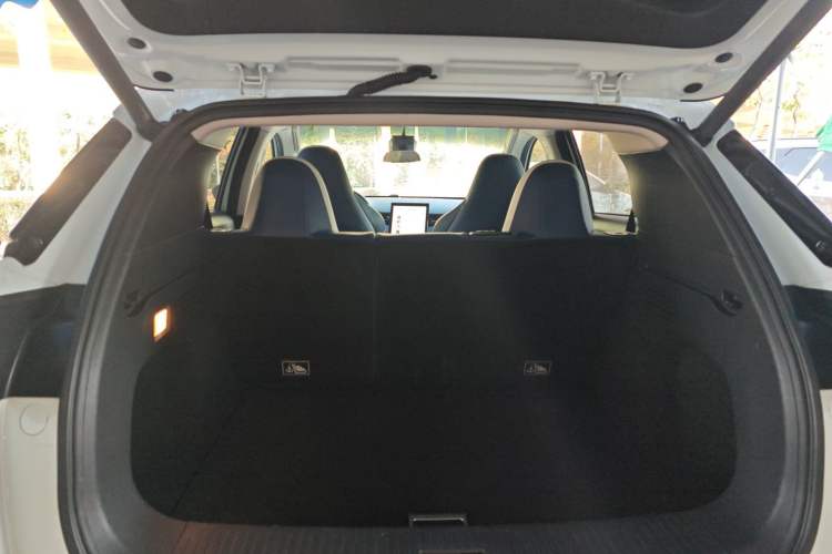 Used XPeng G3 2021 G3i 520N Trunk