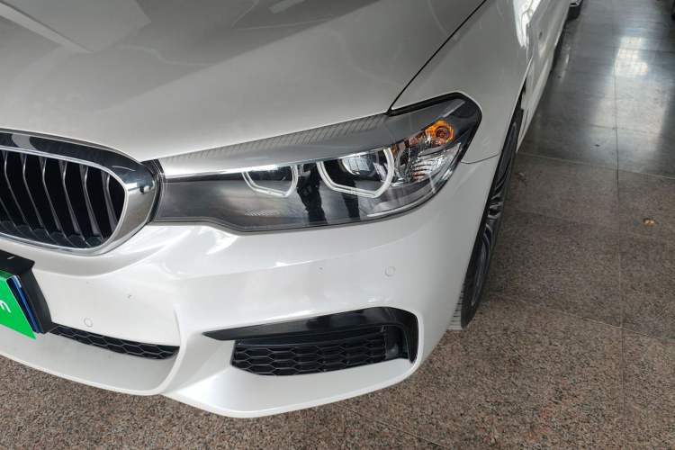 Used BMW 5 Series 2019 530Li Leading Model M Sport Package
