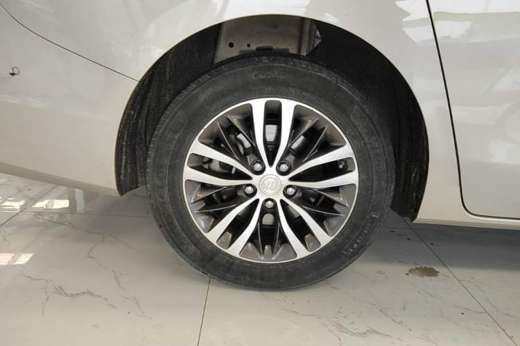 Used Buick GL8 2021 ES Land Cruiser 653T Luxury Edition